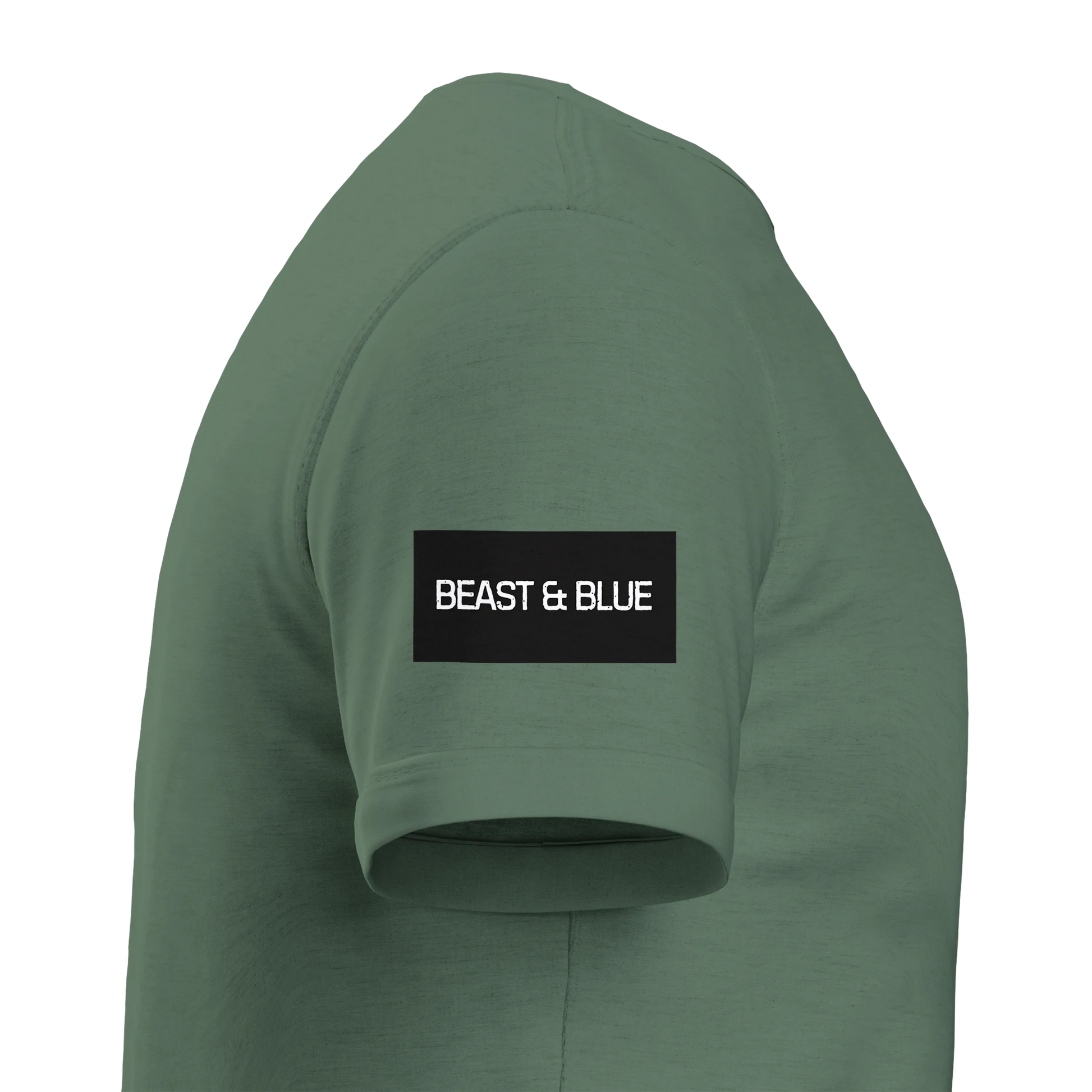 olivgrön tröja visad från sidan med en svart logga med texten beast and blue
